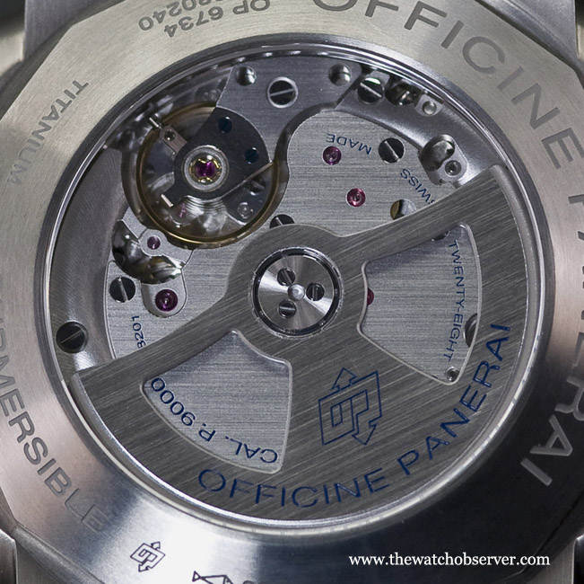 The see-through bottom allows you to get a glimpse of the P.9000, a manufactured caliber with a very technical look.