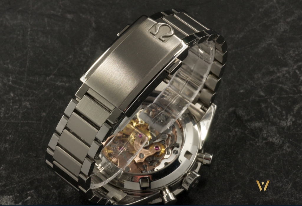 A vintage steel bracelet - Omega Speedmaster Moonwatch Caliber 321