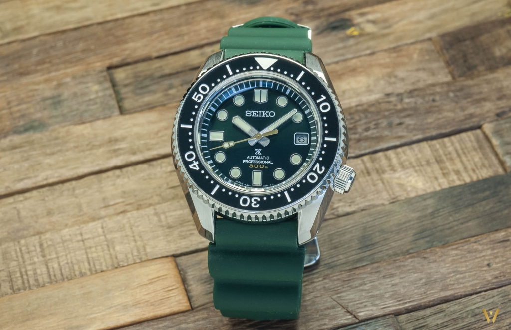 Seiko SLA047: 1 watch but 2 straps