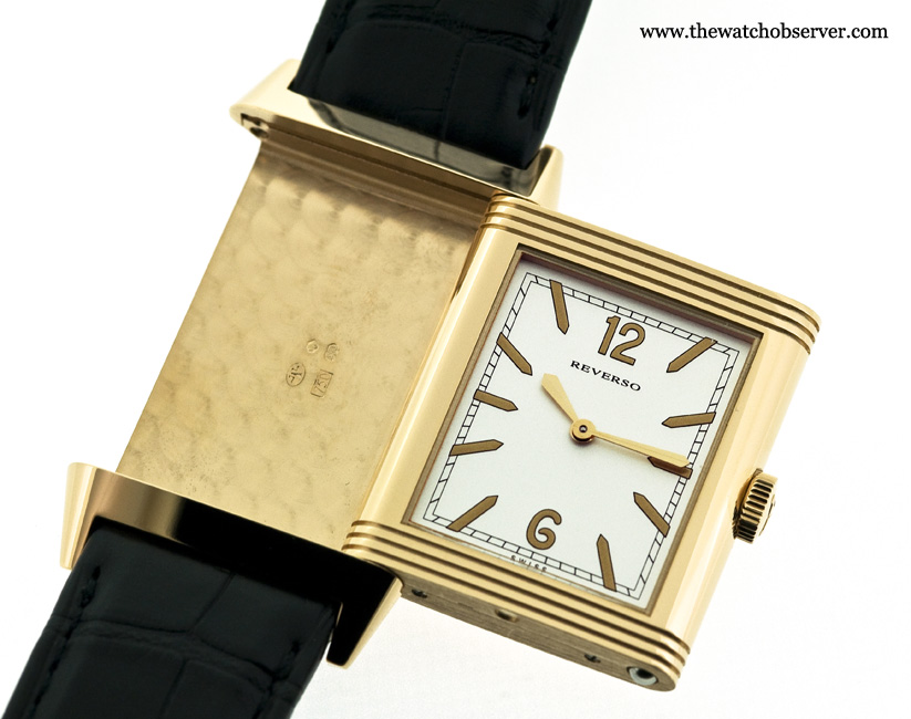 With this Grande Reverso Ultra Thin Tribute to 1931, Jaeger-LeCoultre has successfully reclaimed the magnificent simplicity of a manufactured object, while associating the norms of refined elegance to today's watchmaking expectations. 