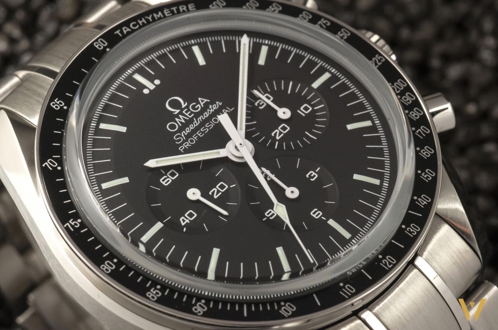 Live photo of the Omega Speedmaster Moonwatch
